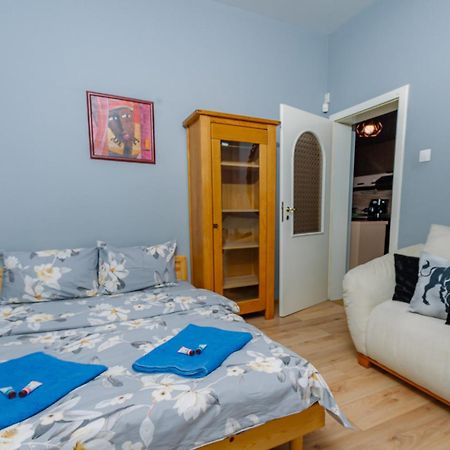 Top Center, 3Bdr, Heart Of The City, Free Secured Parking Sofia Buitenkant foto